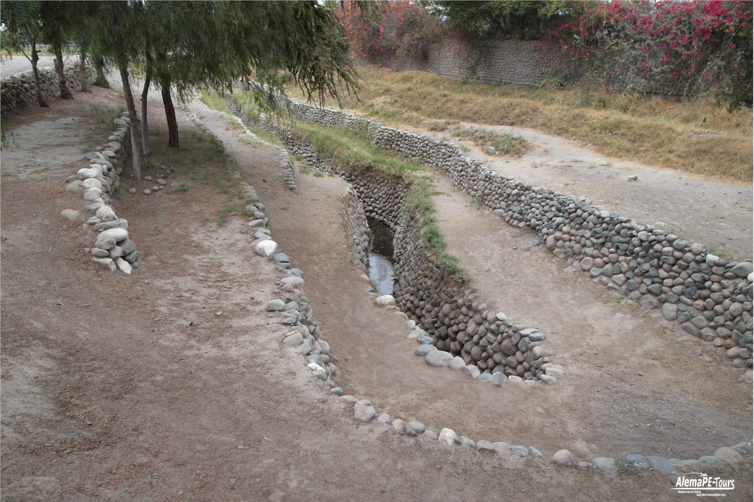 Nasca - The Aqueducts of Cantalloc