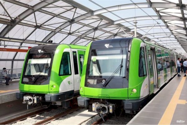 Verkehr in Lima Metro