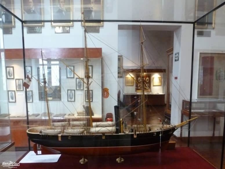 Callao - Museo Naval