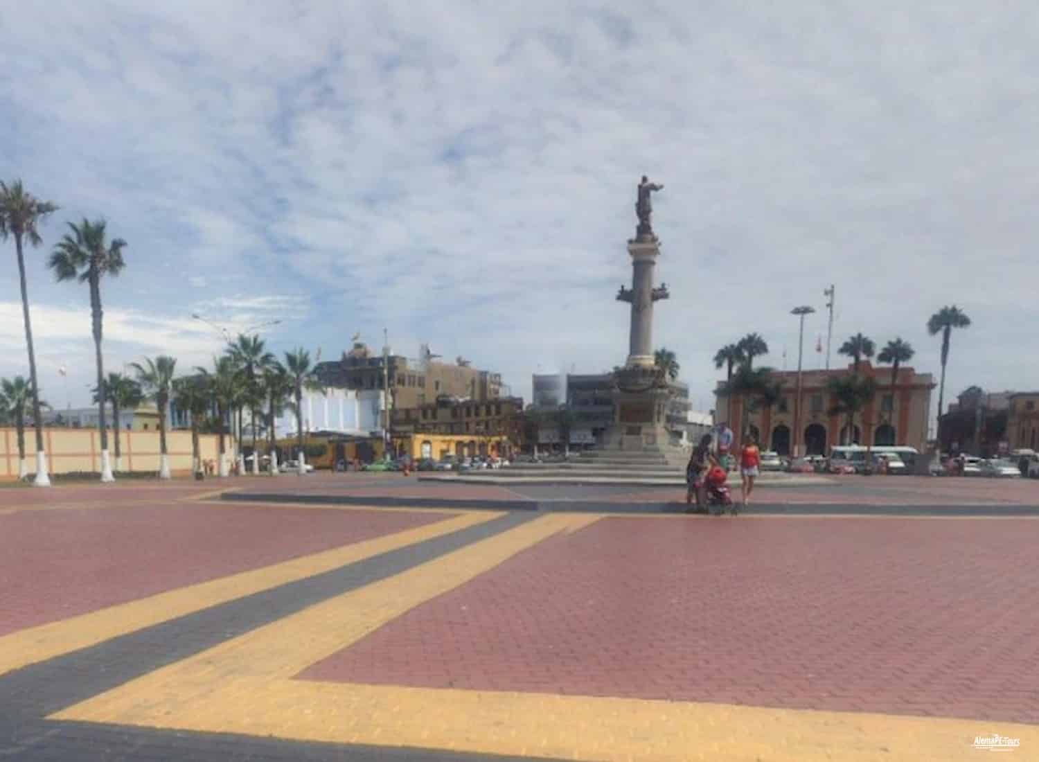 Callao - Plaza Miguel Grau