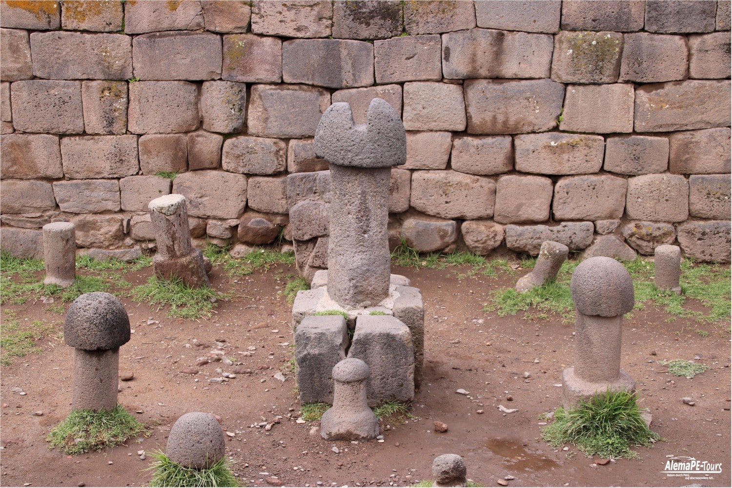 Puno - Inka Uyo - Templo de la Fertilidad
