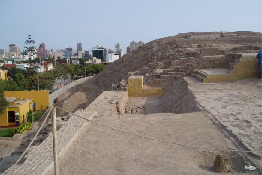 Lima - Huaca Puccllana