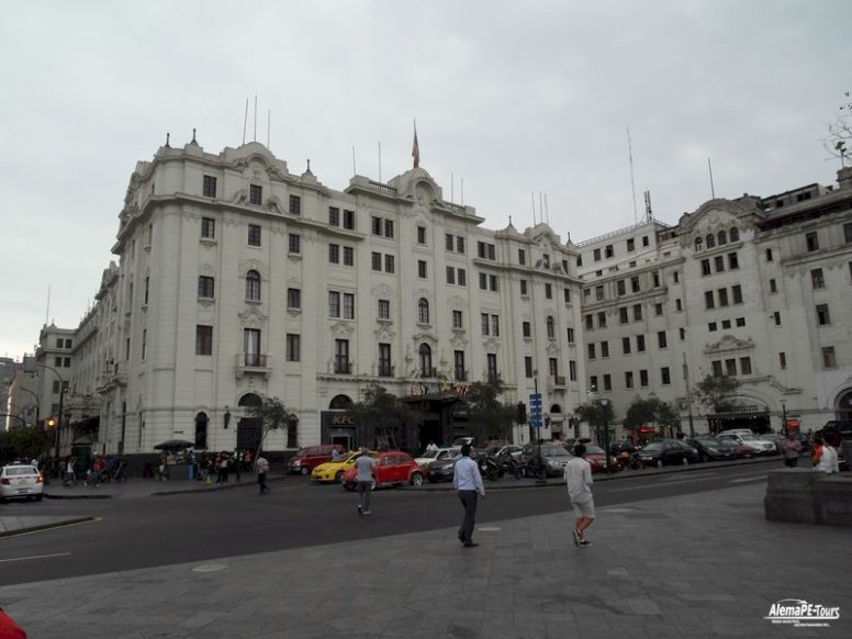 Lima - Centro Historico - Plaza San Martin