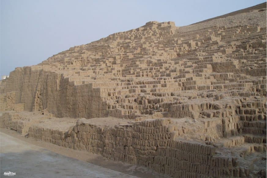Lima - Miraflores - Huaca Puccllana