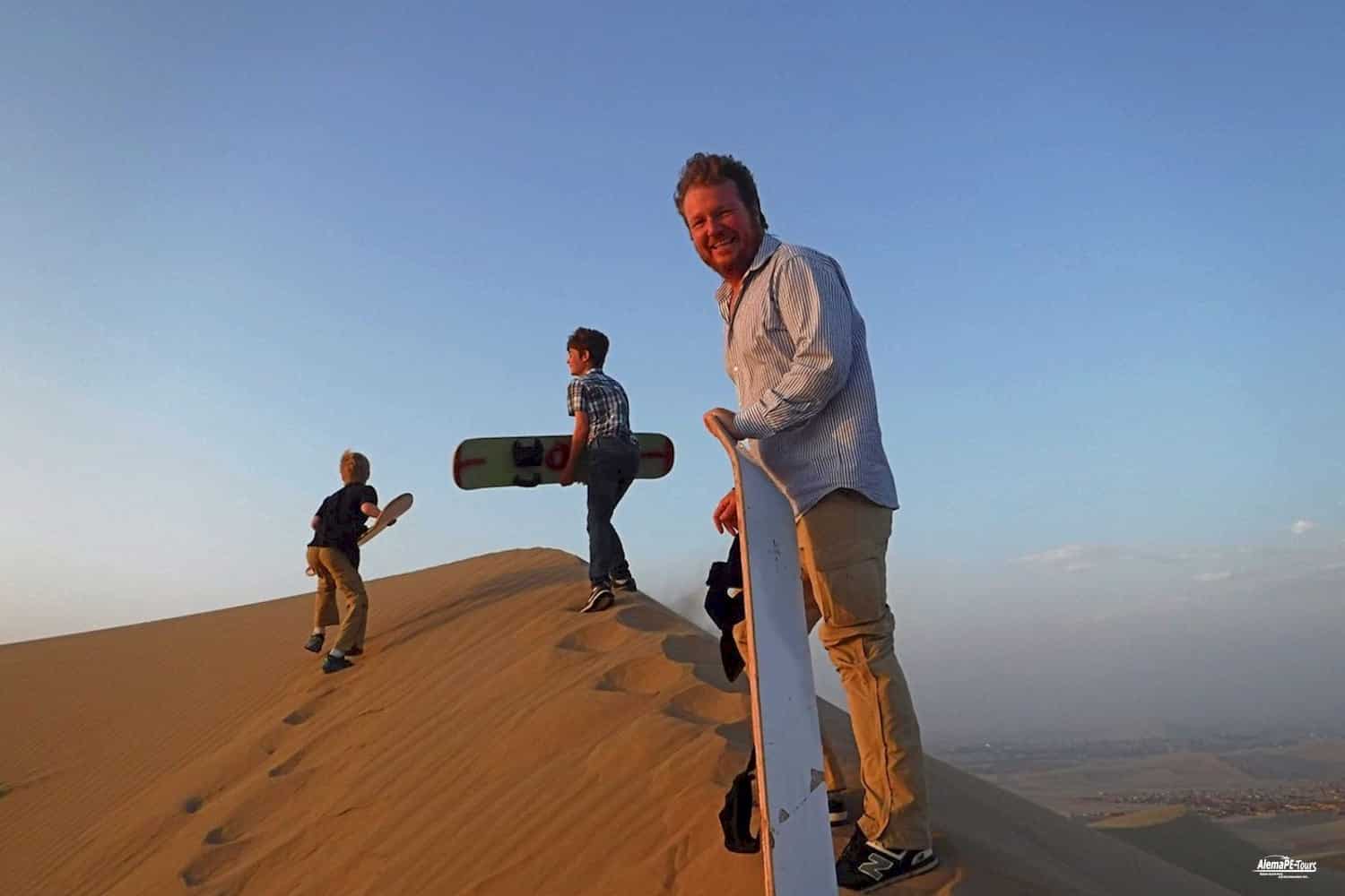 Oase Huacachina - Sandboarding