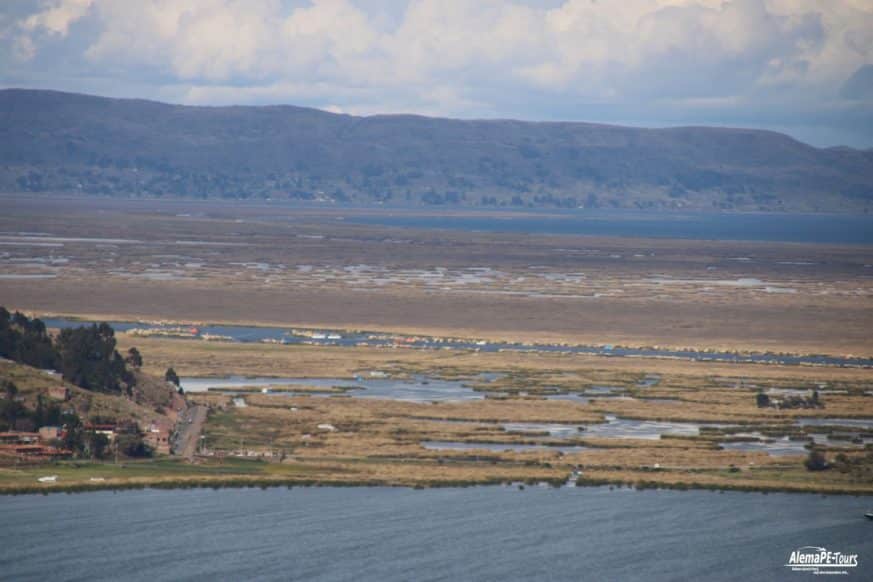 Puno - Lago Titicaca - Los Islas Flotantes de los Uros
