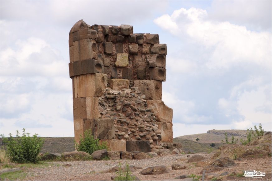 Puno - Sillustani - Las Chulpas