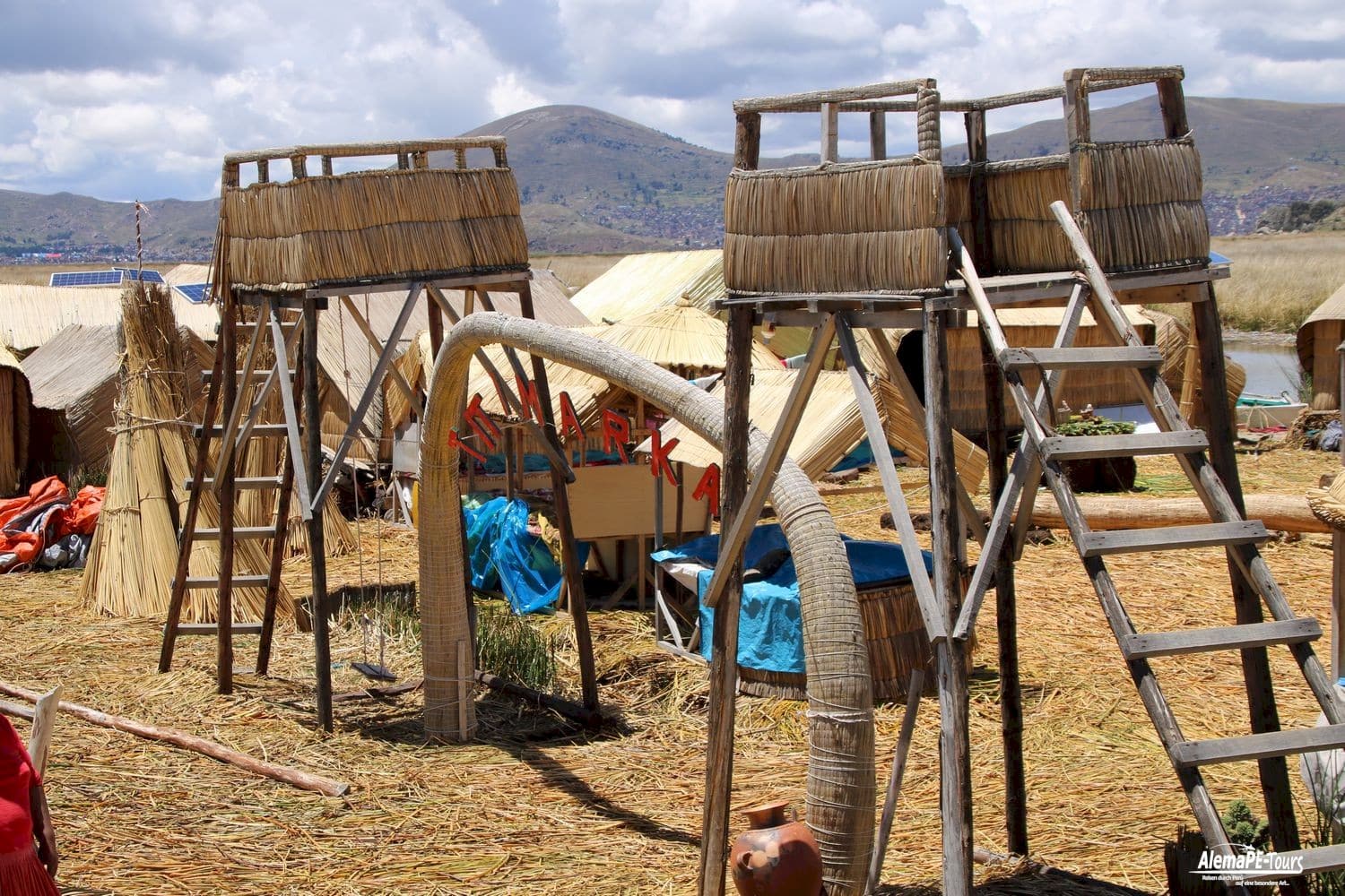 Puno - Lago Titicaca - Los islas flotantes de los Uros