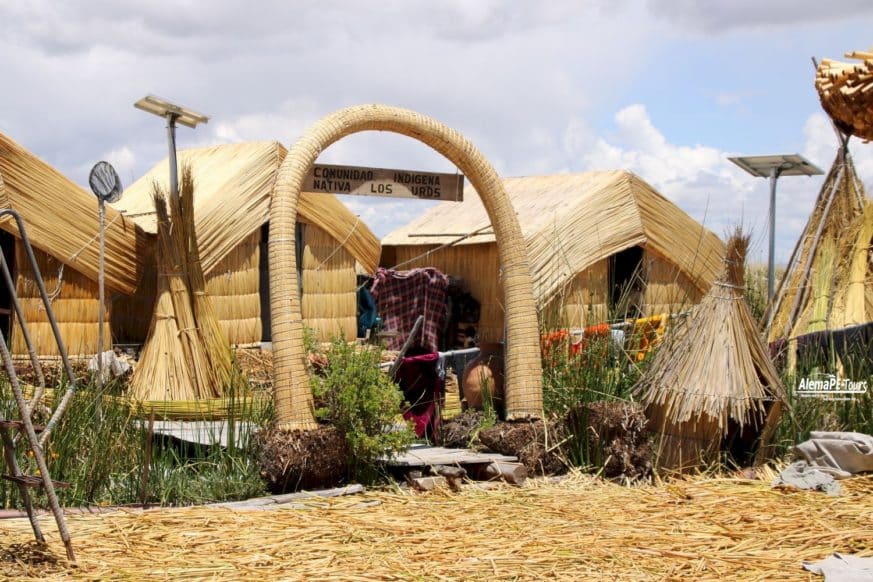 Puno - Lago Titicaca - Los Islas Flotantes de los Uros