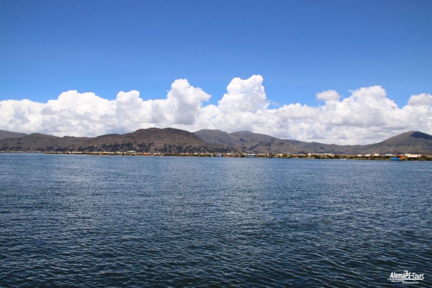 Puno - Lago Titicaca - Los islas flotantes de los Uros
