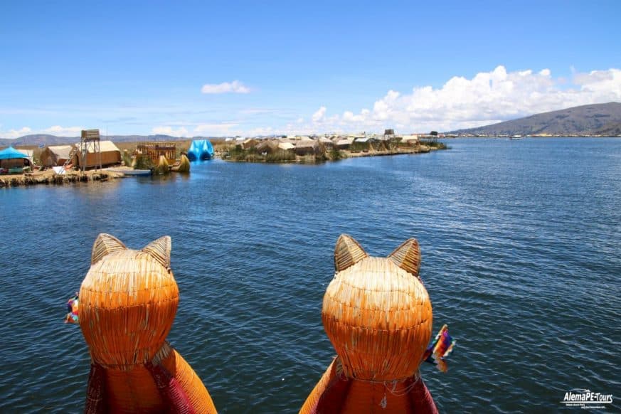 Puno - Lago Titicaca - Los Islas Flotantes de los Uros