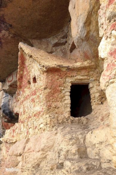 Chachapoyas - Revash - Mausoleo de los Chachapoyas