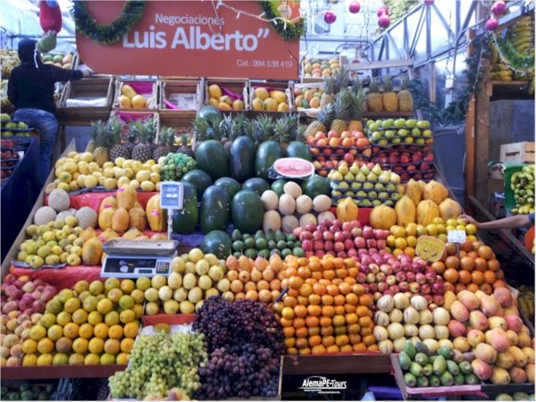 Experiencias auténticas 3 AlemaPE-Tours Food and Fruitmarket Minka