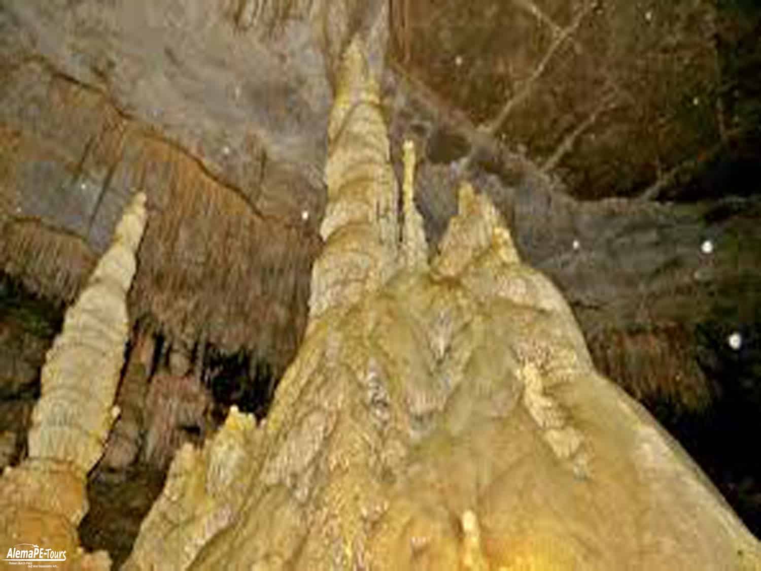 Chachapoyas - Cavernas Quiocta