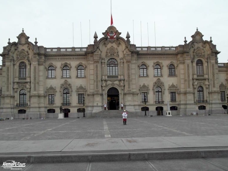 Plaza Mayor Lima