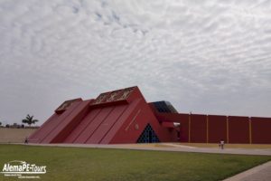 Lambayeque - Museo Tumba Reales Lambayeque - Museo Tumba Reales