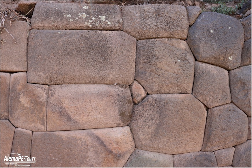 Ayacucho - Intihuatana