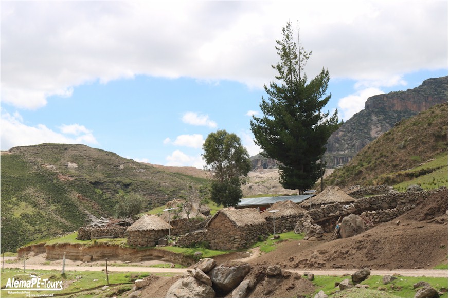 Pampachiri - Casas de los Pitufos